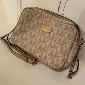 Michael Kors Purse / Used